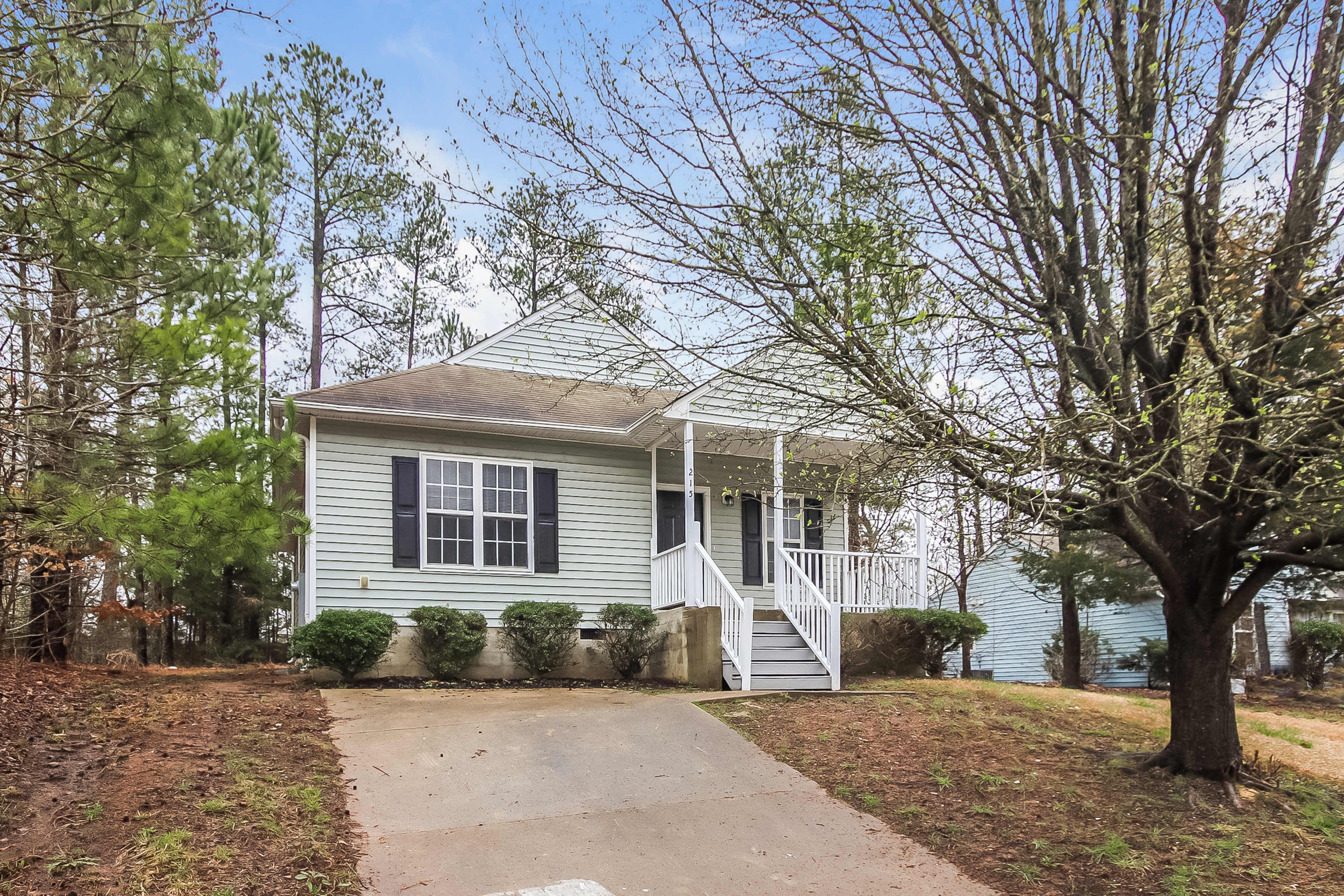 215 Ruby Ridge Rd Durham, NC 27703